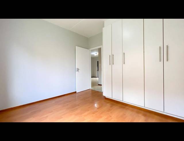 2 BEDROOM TOWNHOUSE FOR SALE IN ALBERTSDAL
